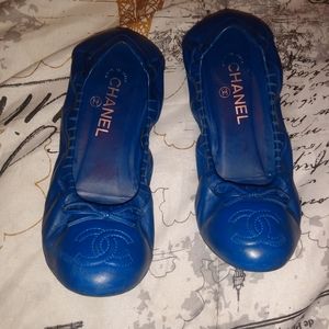 Chanel - Dark blue flats